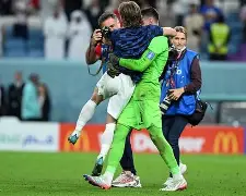 九州娱乐平台-克林斯曼执教希腊队灰色过关芬兰队，取得喜人胜利的简单介绍